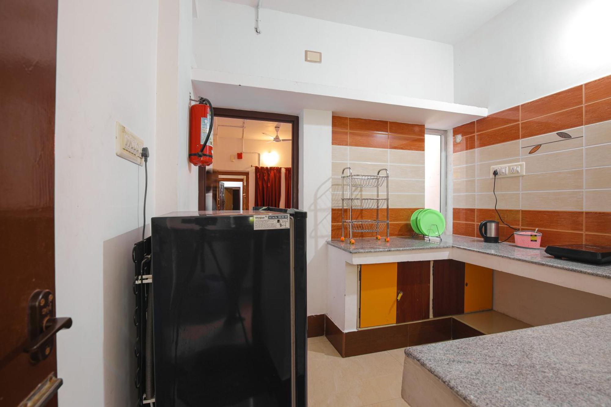 Manora Residency Hotel Puduccseri Kültér fotó